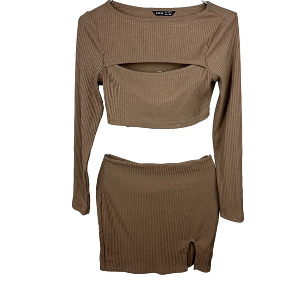 Shein crop top and skirt set - Picture 6 of 8